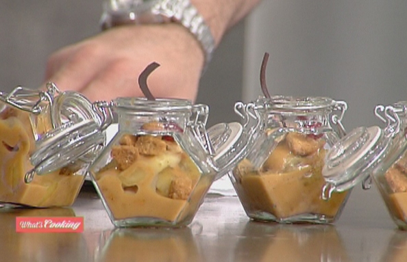 Banana Crumble With Caramel Cream - 10 May  2015