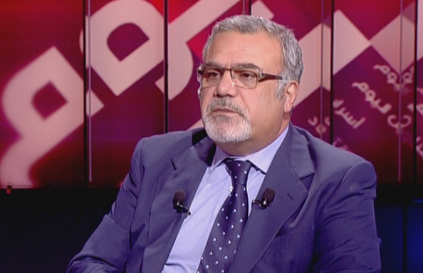 علي نون 