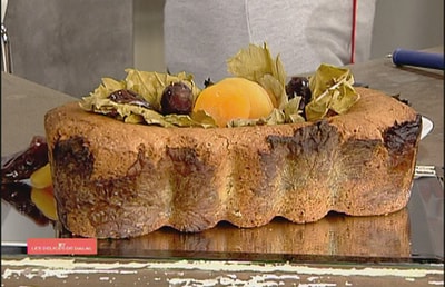 Orange Cake with Dates