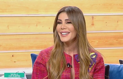 يمنى شري 