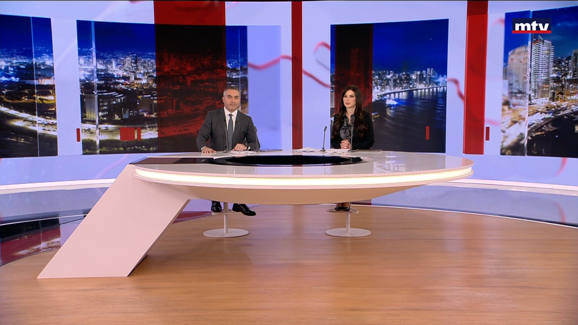 النشرة الكاملة