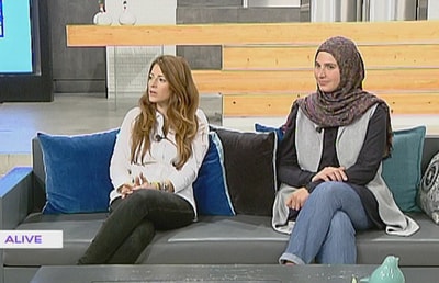 مسرحية  هنا بيروت  لنبذ العنف و تحقيق السلام - ليا بارودي - زينب رطيل 