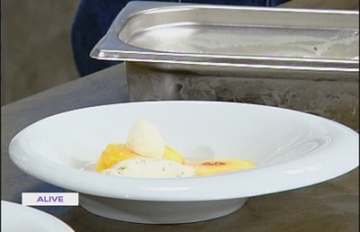 Pêches pochées
