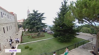 ديانا نقولا شفاعة  شربل الدواء الشافي