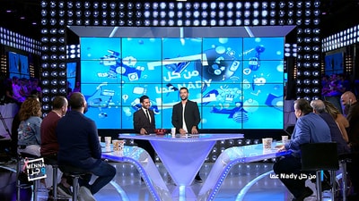 من كل نادي عصا