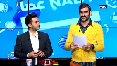 من كل نادي عصا