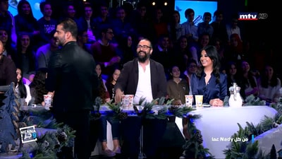من كل نادي عصا 