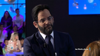 من كل نادي عصا