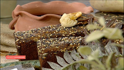 Pinned cake