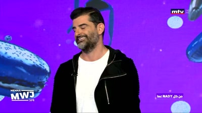 من كل نادي عصا