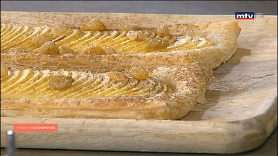 Tart with apple