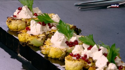 Grilled cauliflower with cheese
