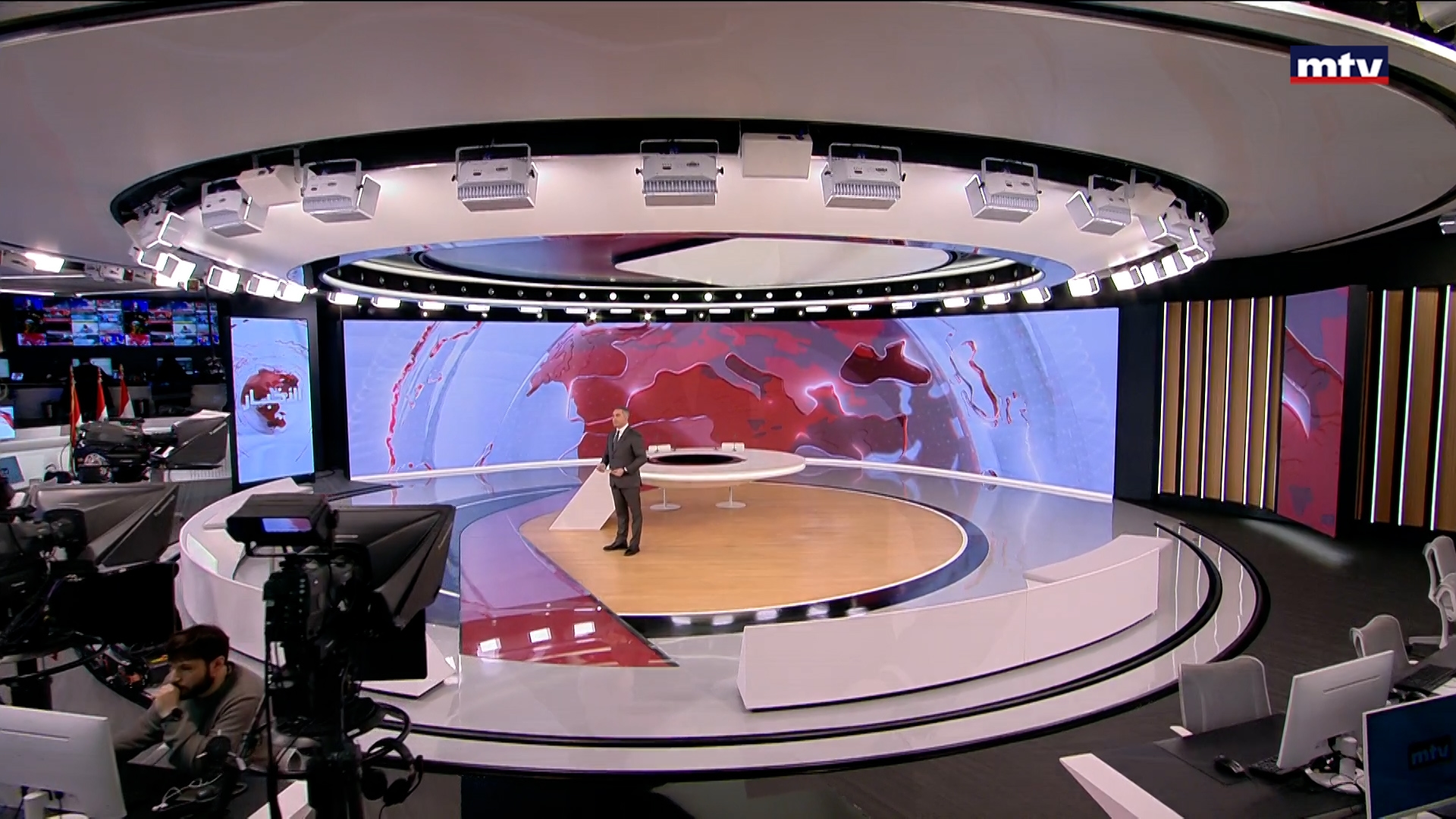 النشرة الكاملة