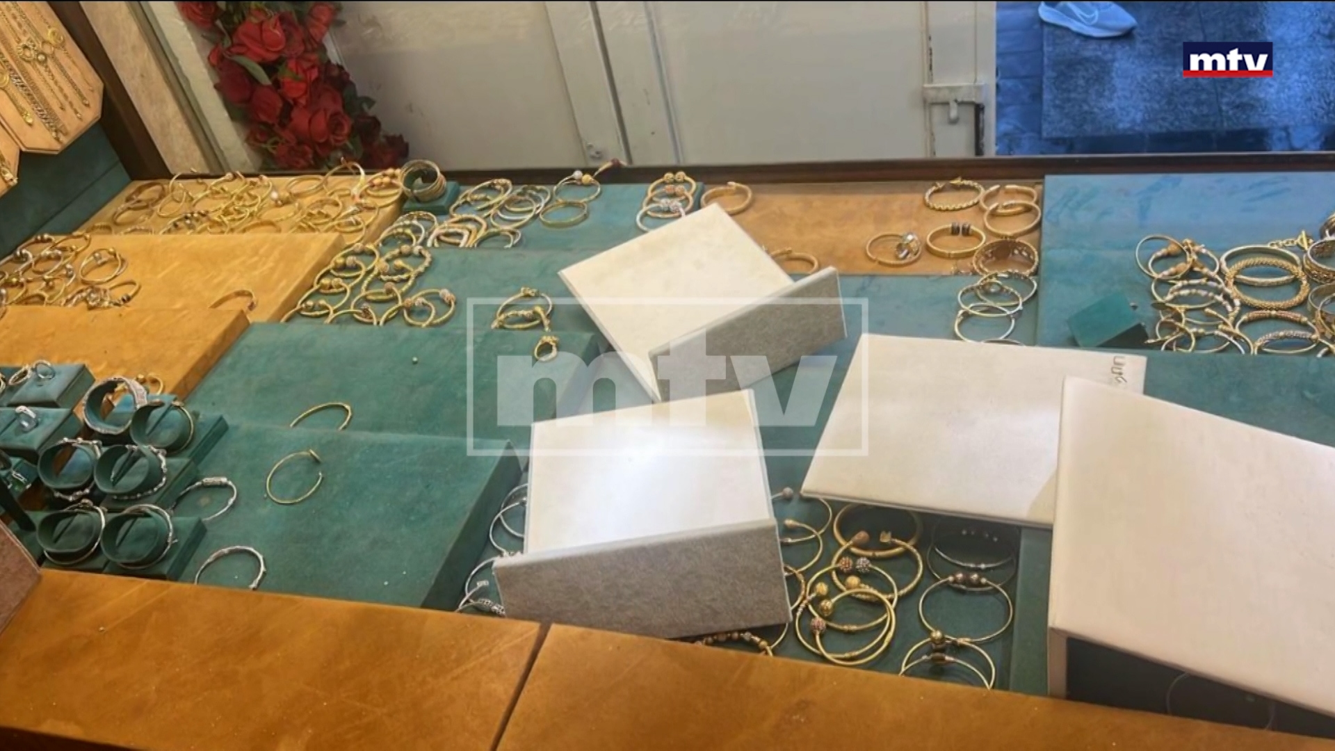 سرقة 6 كيلوغرامات من الذهب في صور