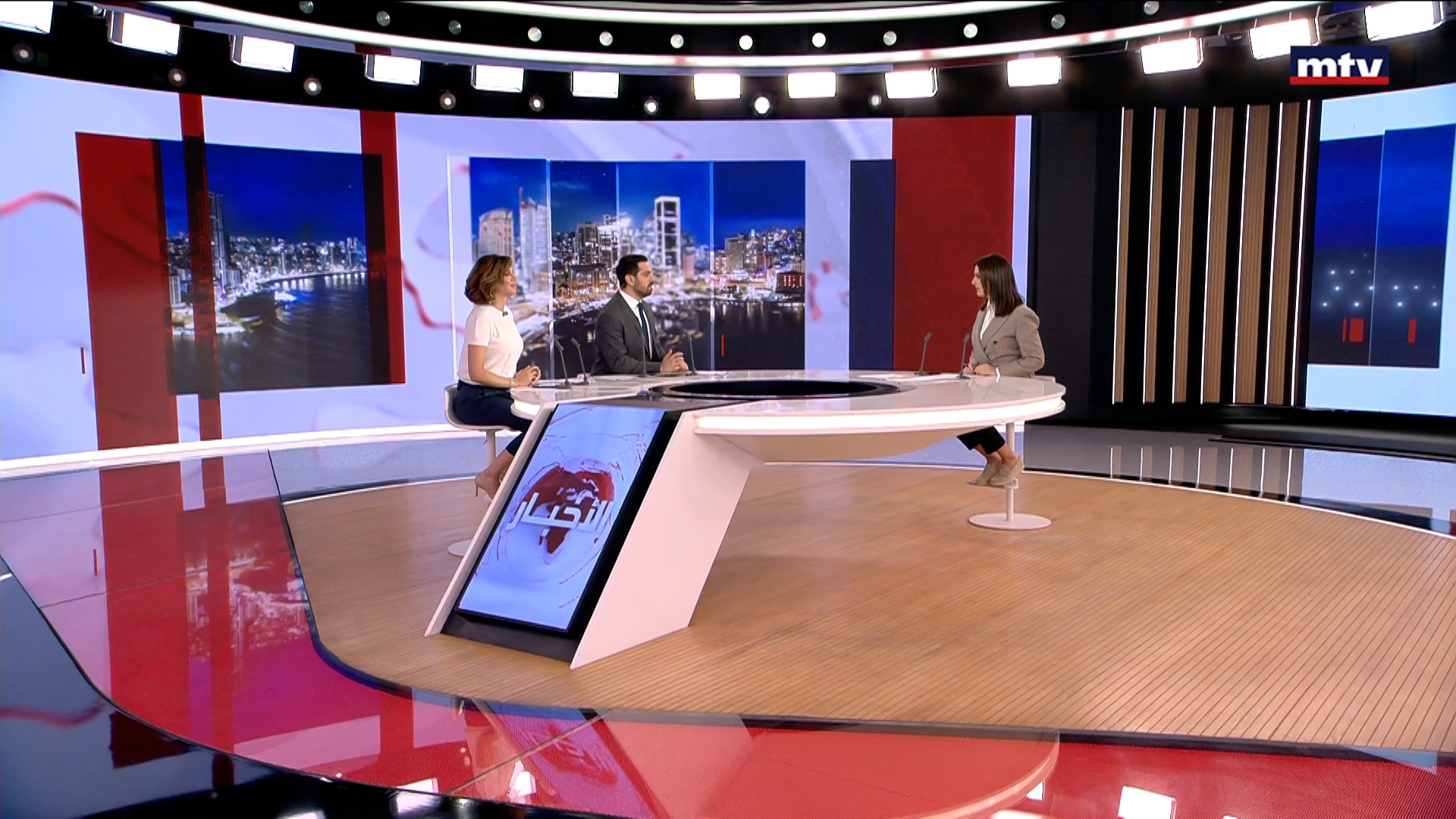 "لبنان يعيش ترددات ضم مدني للجنة "الميكانيزم