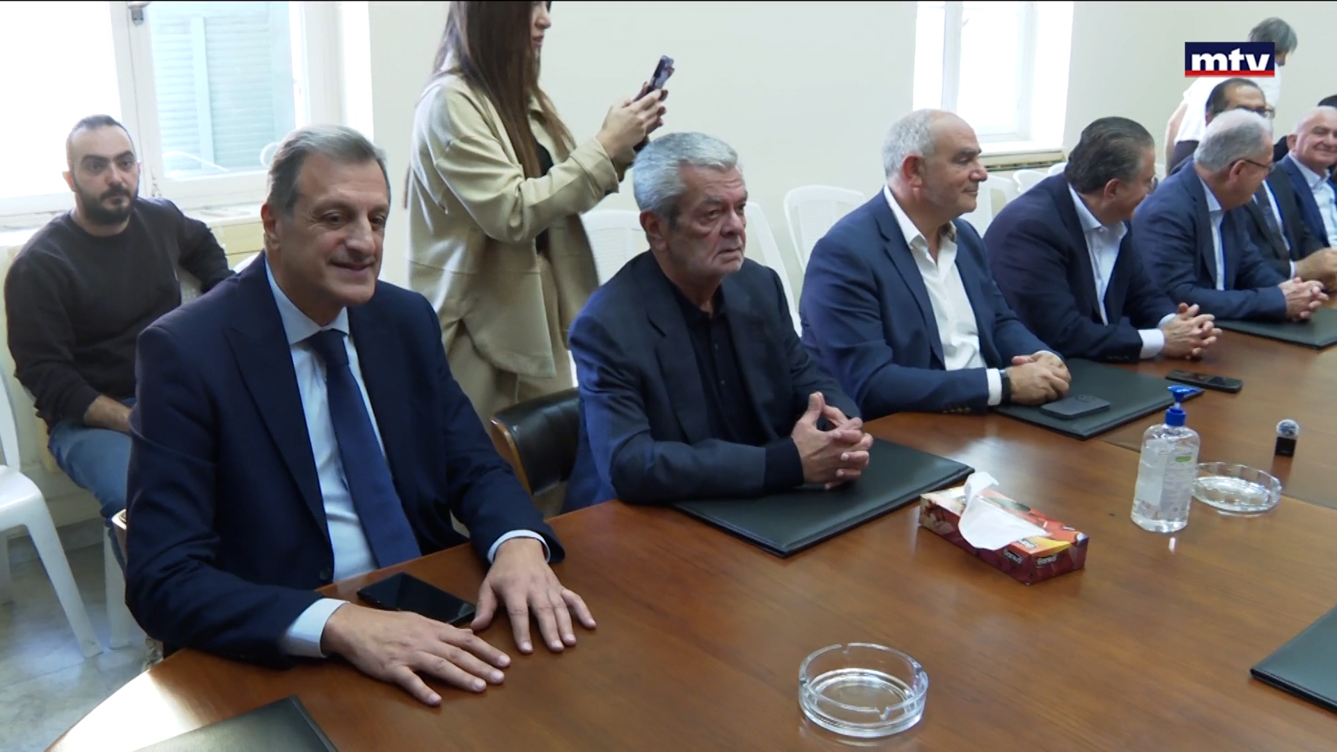 وفد من الهيئات الاقتصادية يزور جونيه