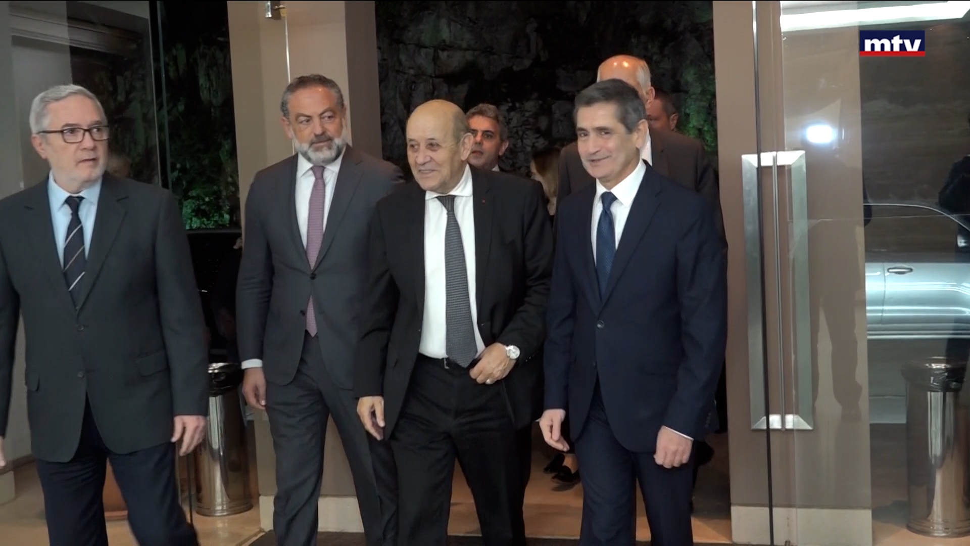 لودريان في بيروت