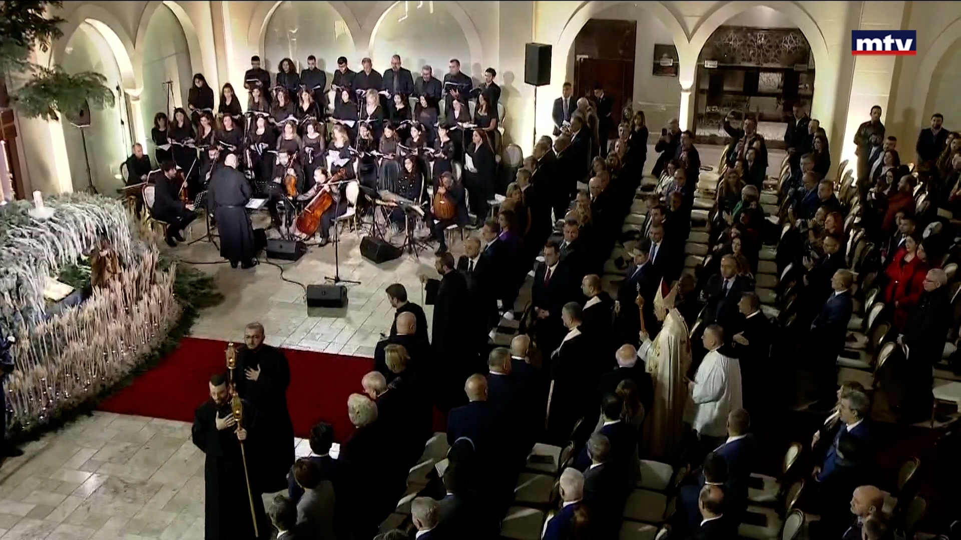 صلاة إفتتاح تساعيّة الميلاد في الجامعة الأنطونية