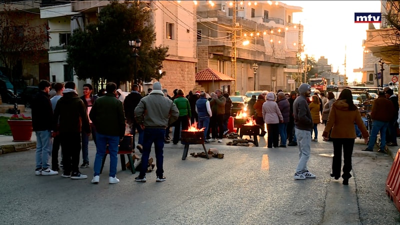 النشرة الكاملة