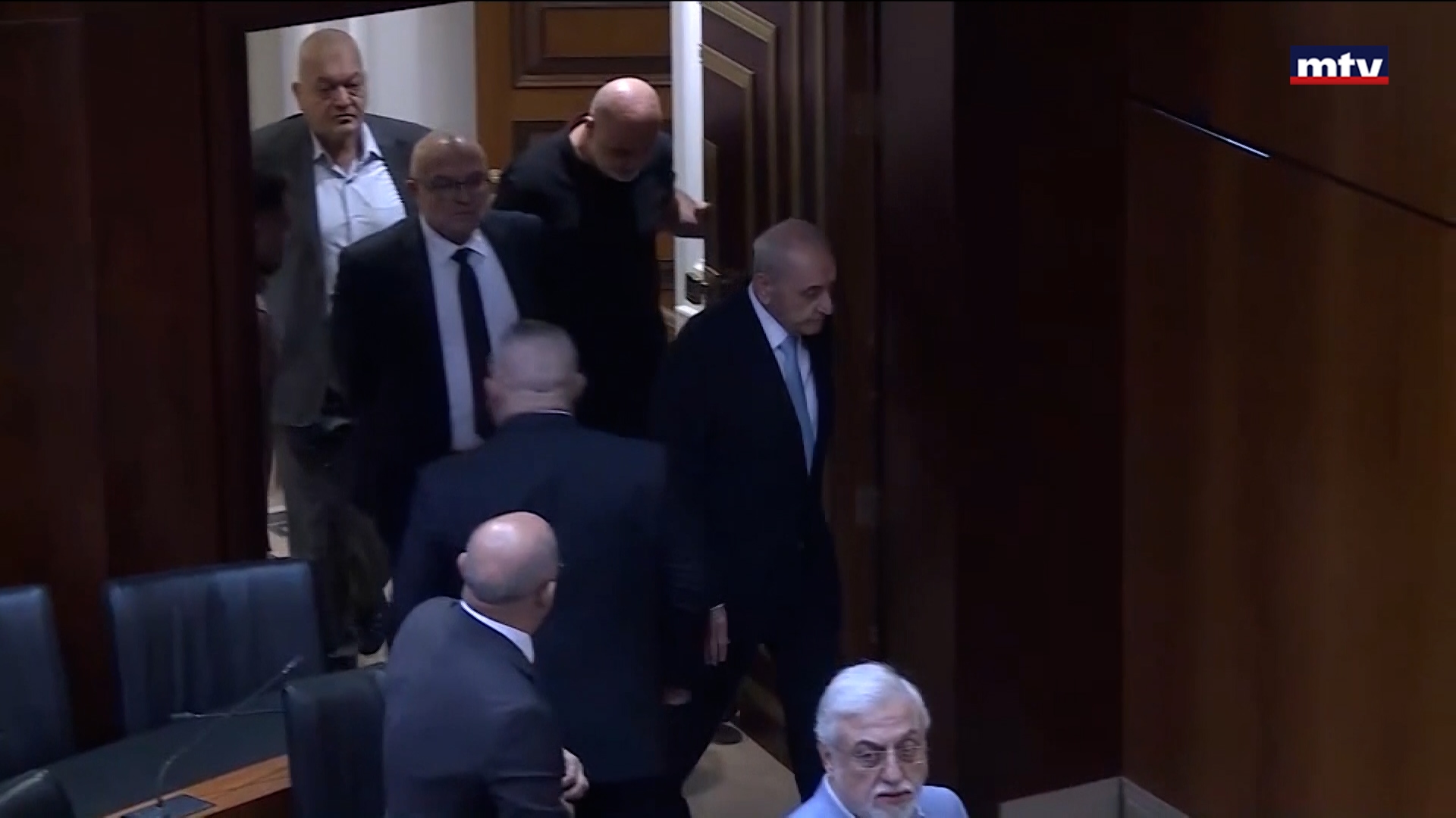 الجلسة التشريعية والانتخابات النيابية