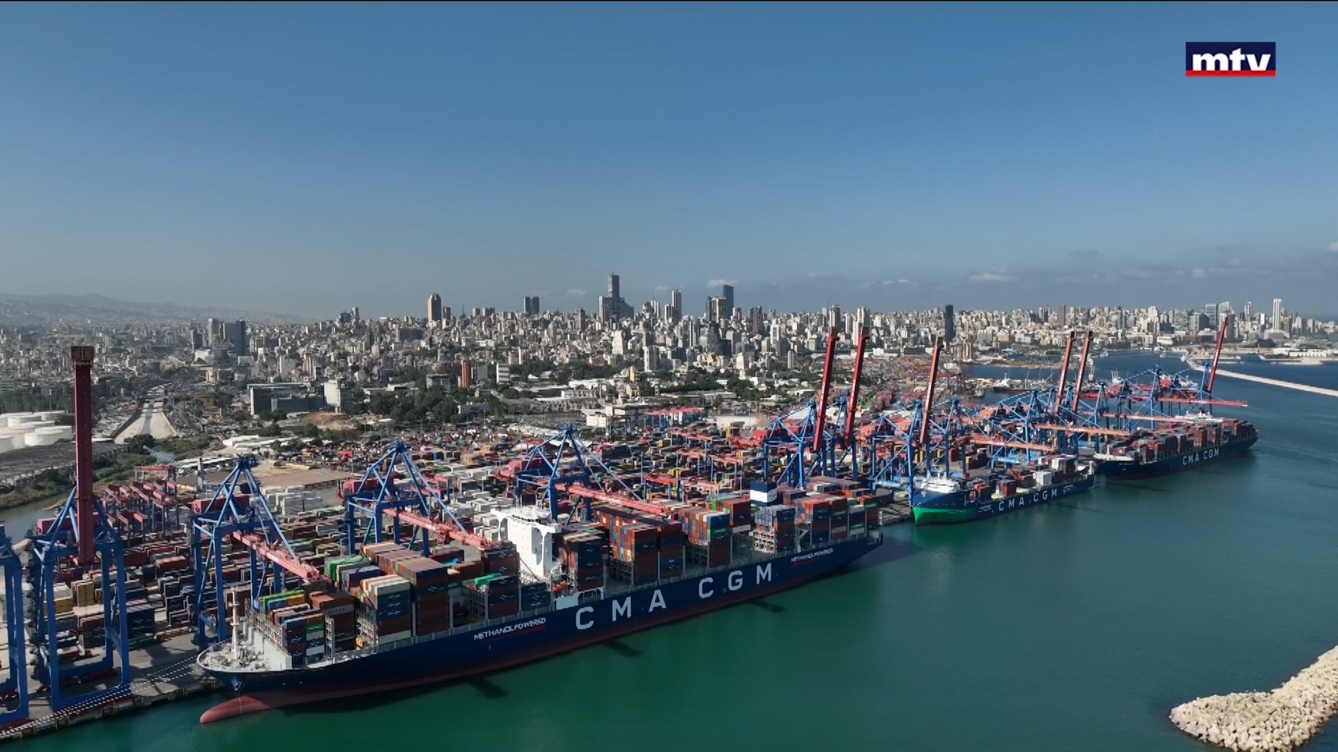 حصص غذائية للمحتاجين