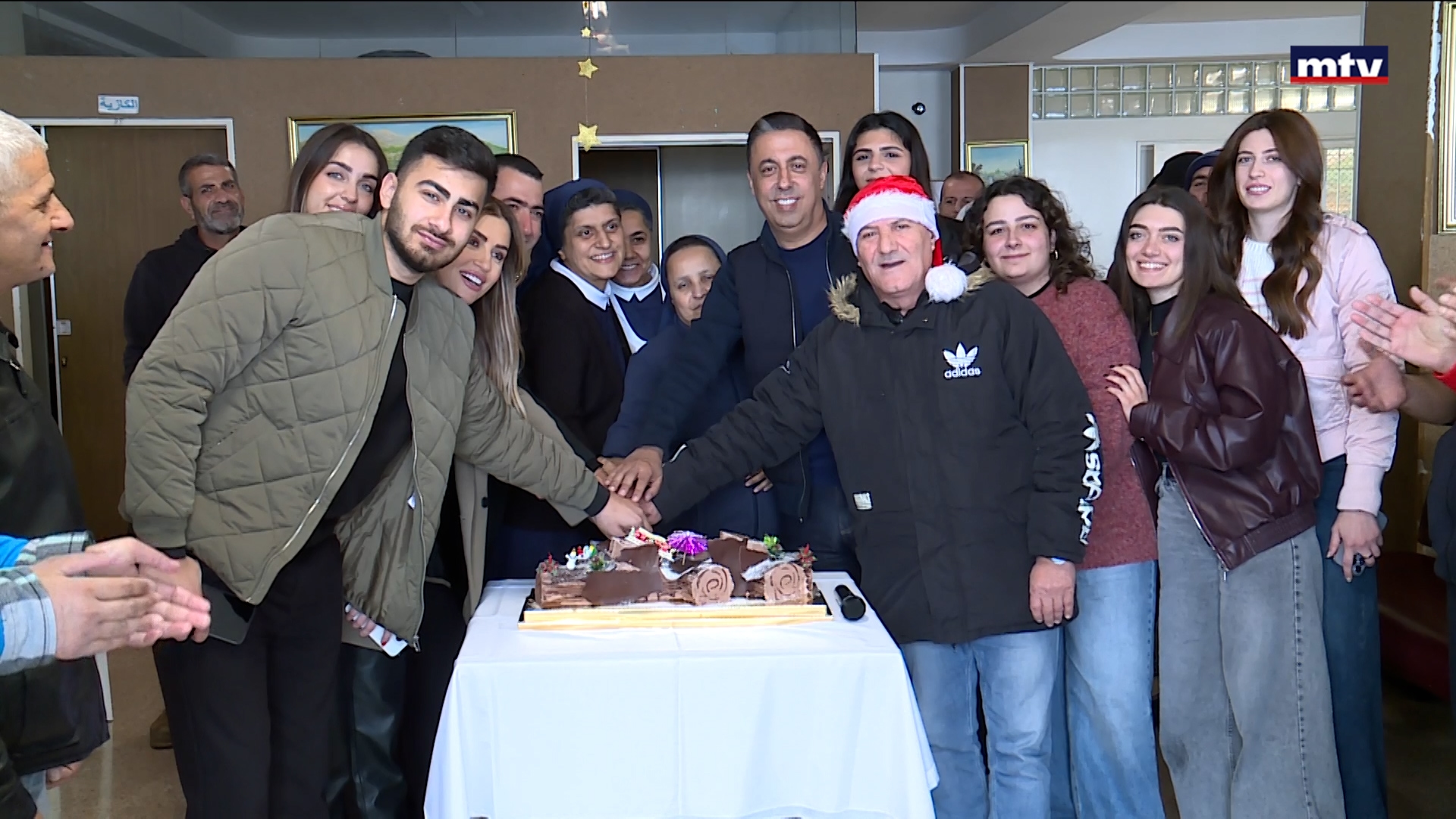 فرح العيد في دير الصليب