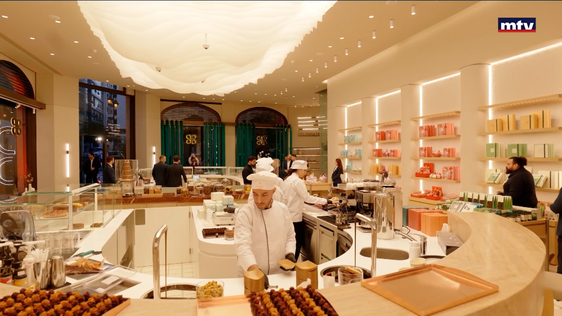 تعيد افتتاح متجرها في وسط بيروت Patchi