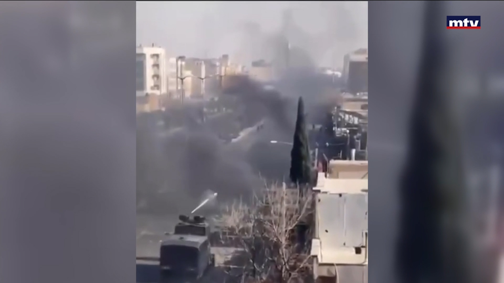 دعوة لضبط النفس