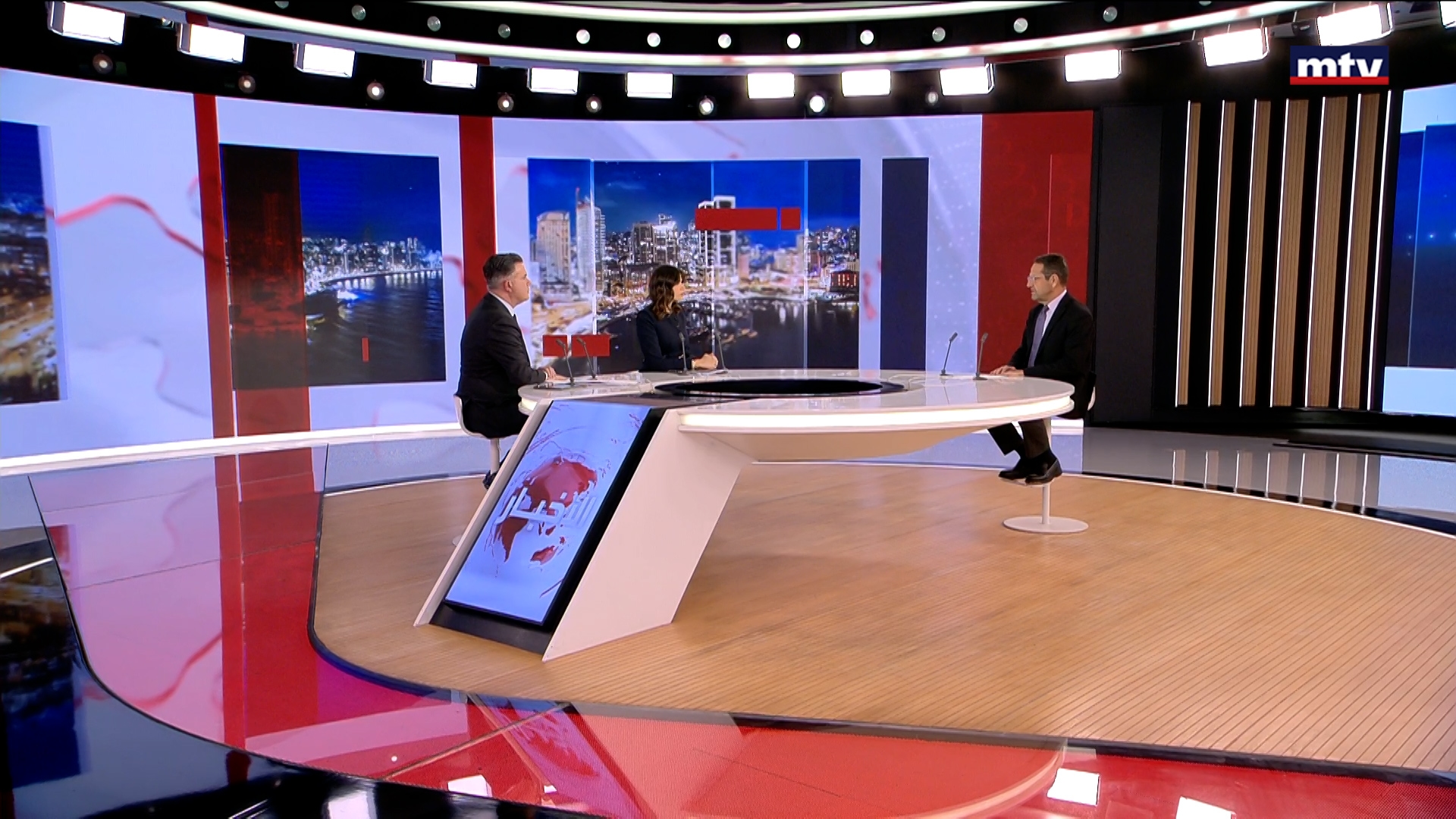 قراءة سياسية بآخر المستجدات إقليميا ومحليا