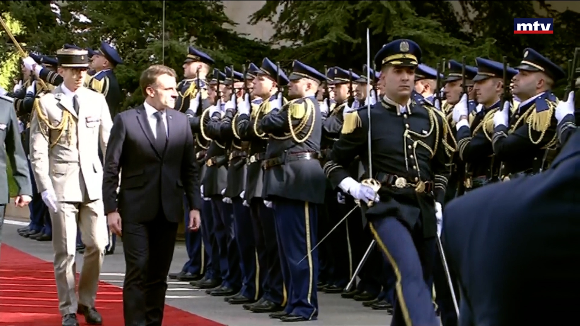 لودريان في لبنان