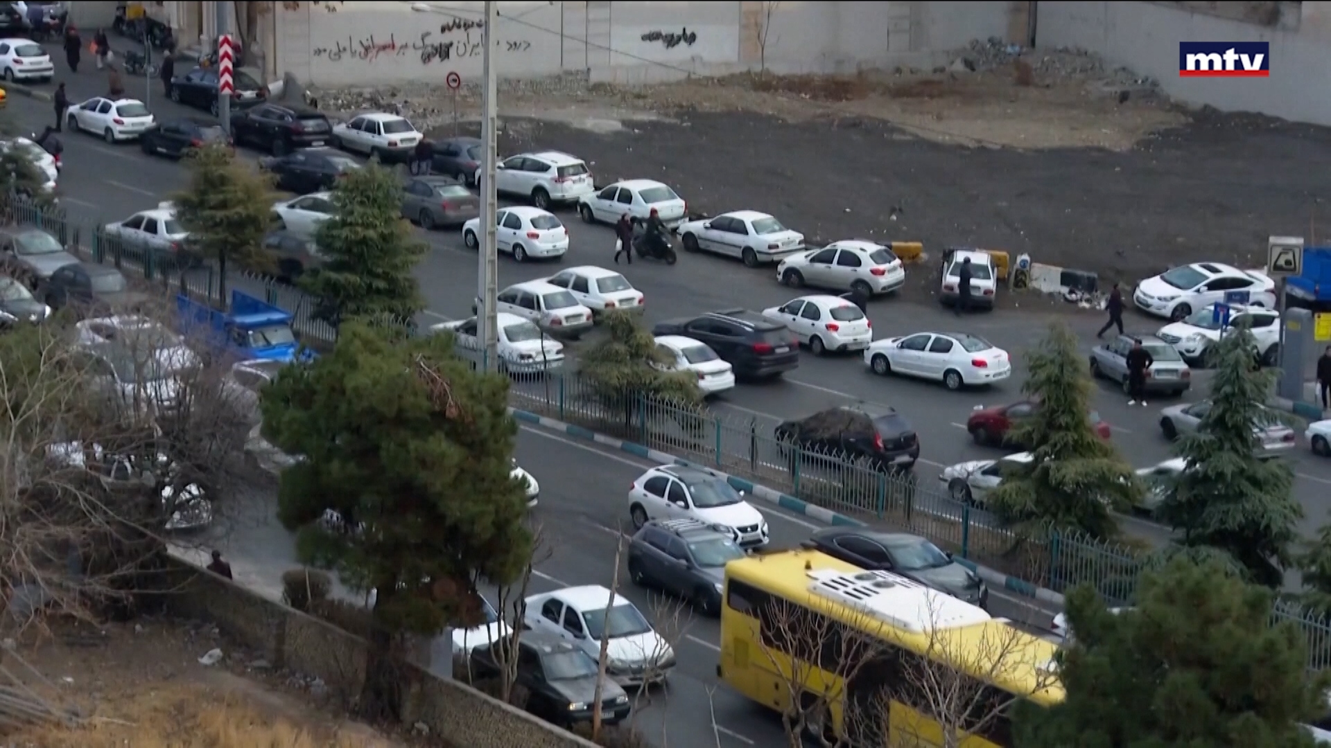 اسم من الماضي يحتل واجهة الحاضر في إيران