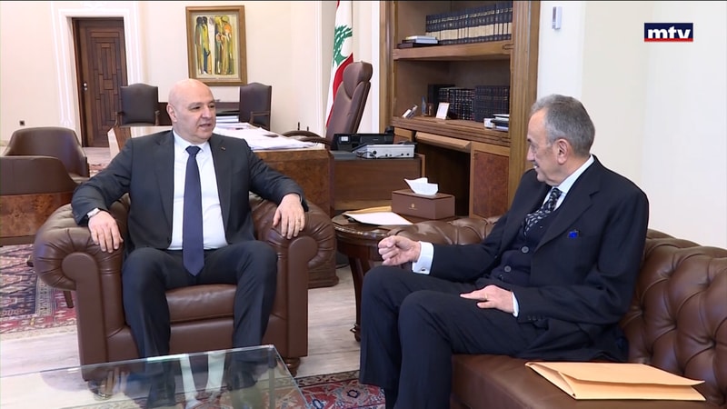 النشرة الكاملة