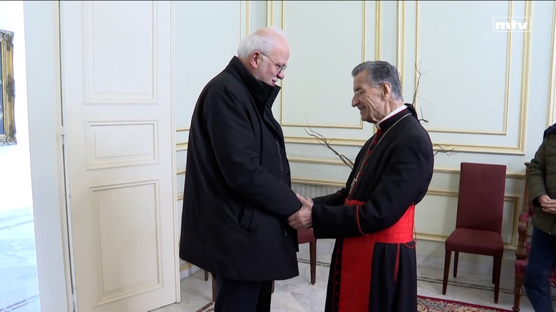 النشرة الكاملة