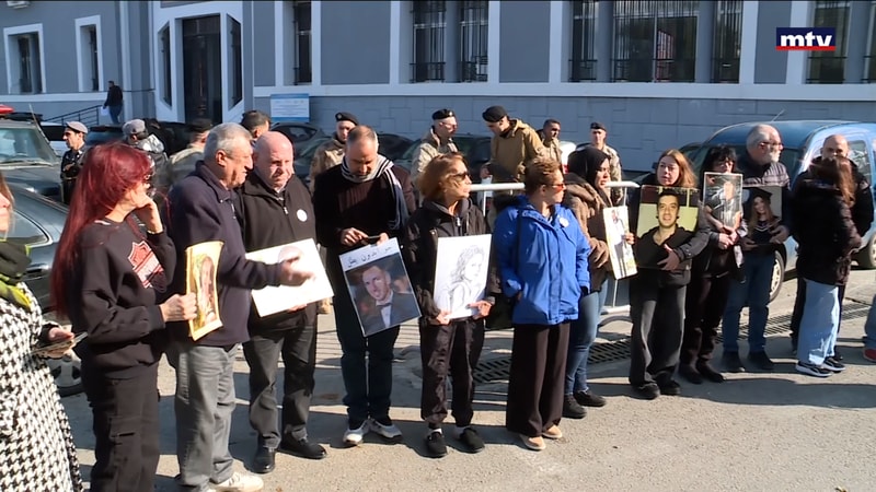 النشرة الكاملة