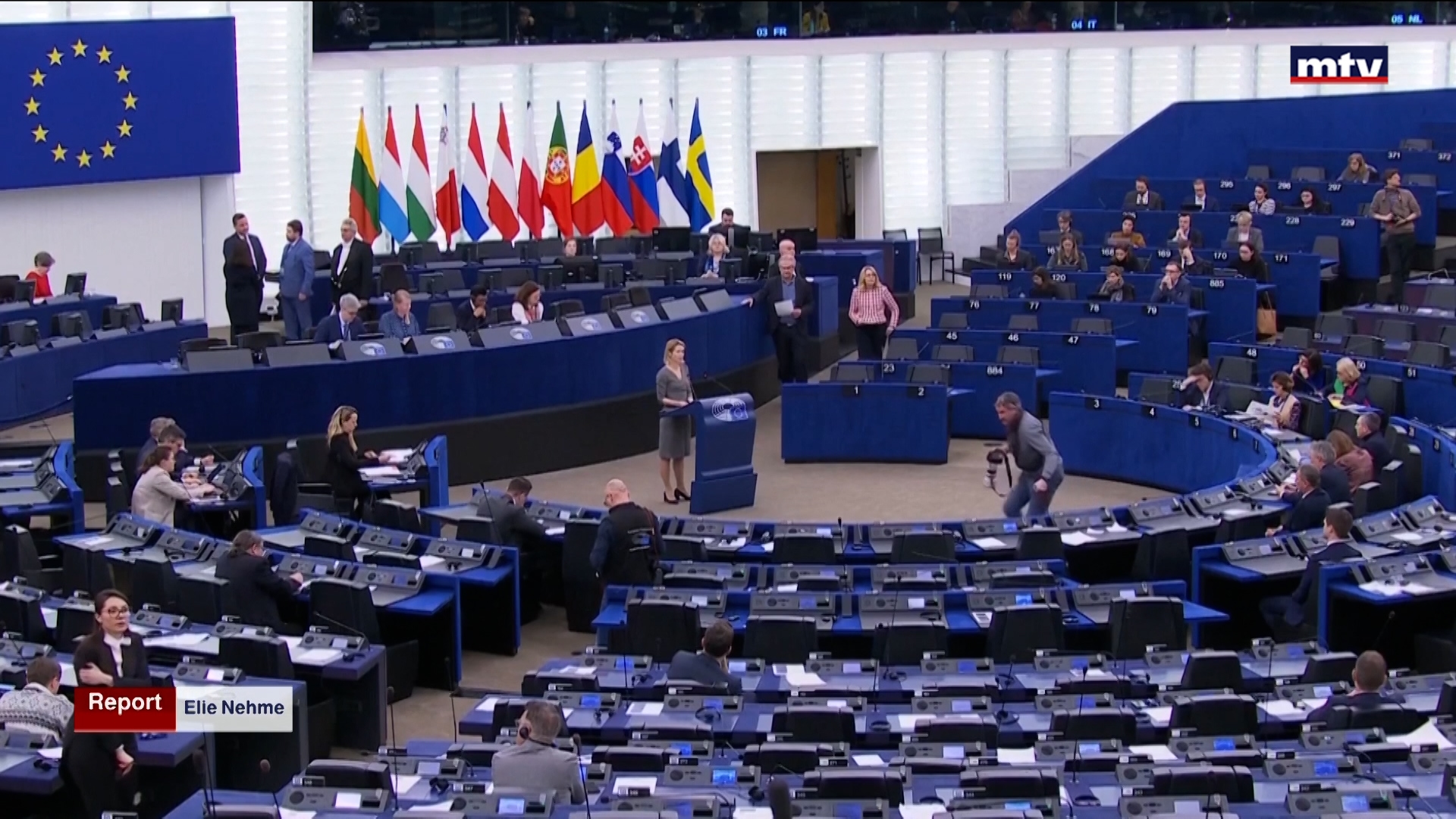 تحذير ماكرون