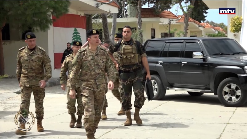 النشرة الكاملة