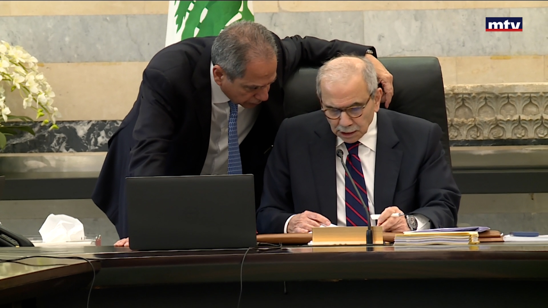 مواقف سلام من منتدى دافوس