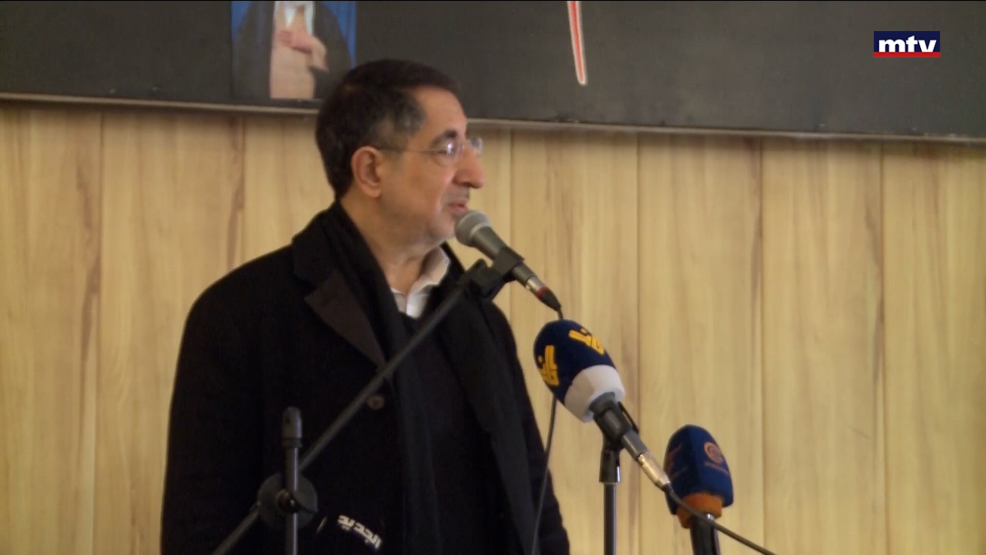 مواقف النائب حسين الحاج حسن