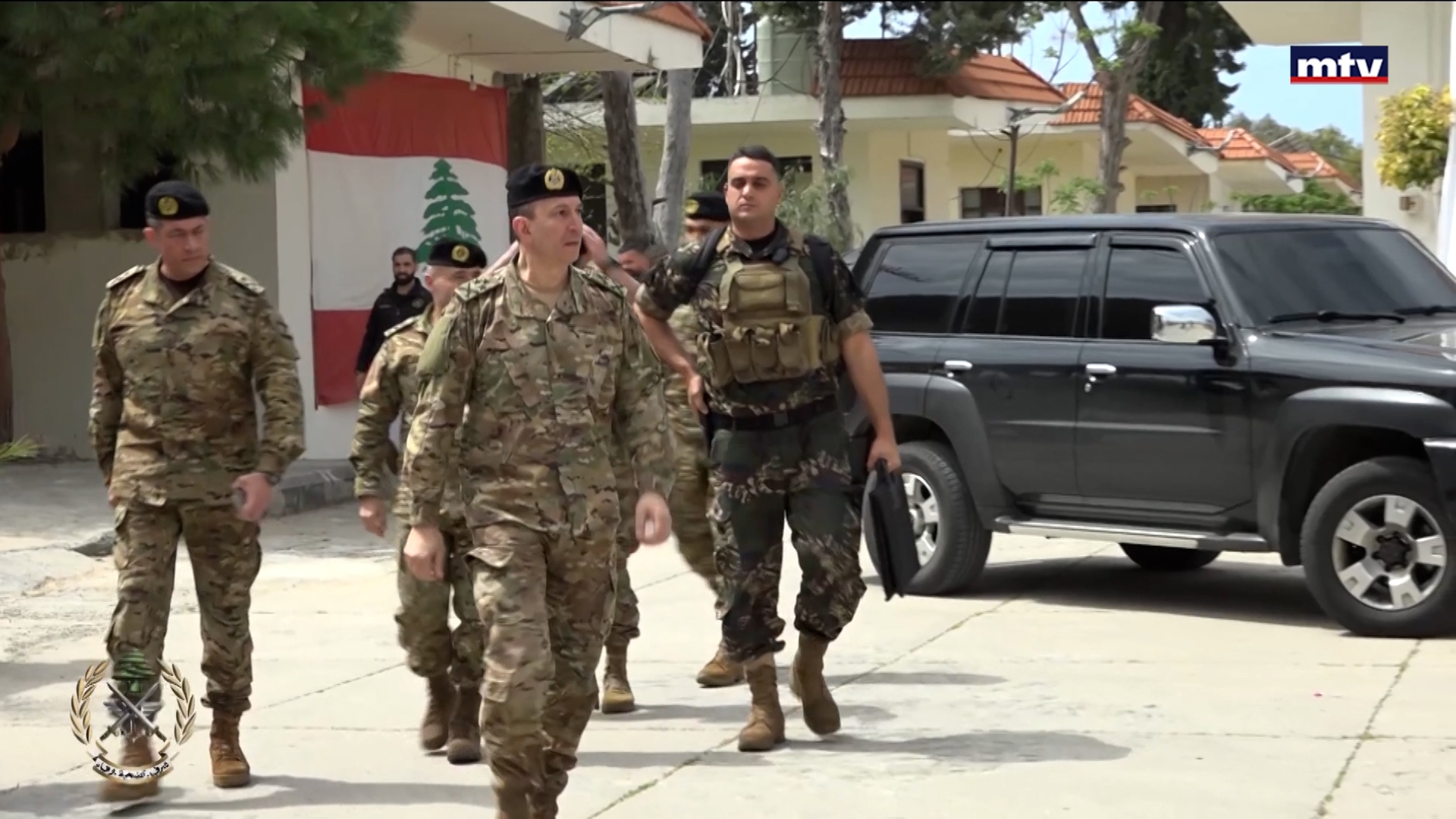 الزيارة المفصلية