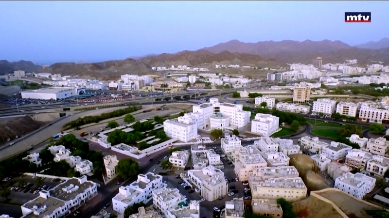 النشرة الكاملة