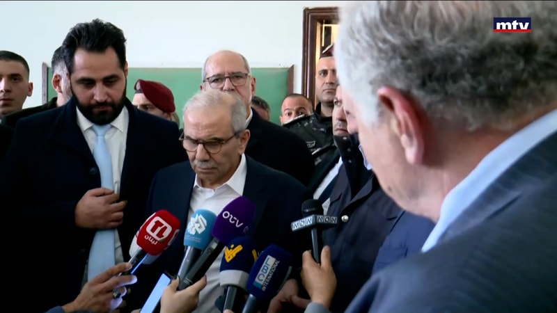 النشرة الكاملة