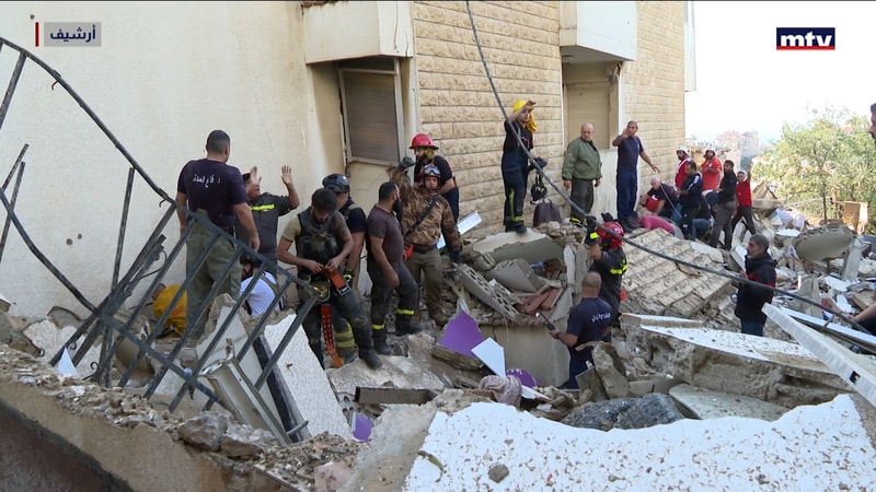 النشرة الكاملة