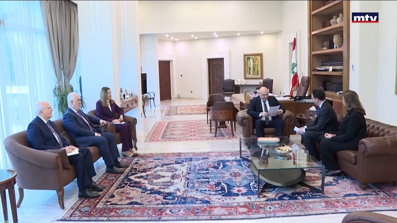 النشرة الكاملة