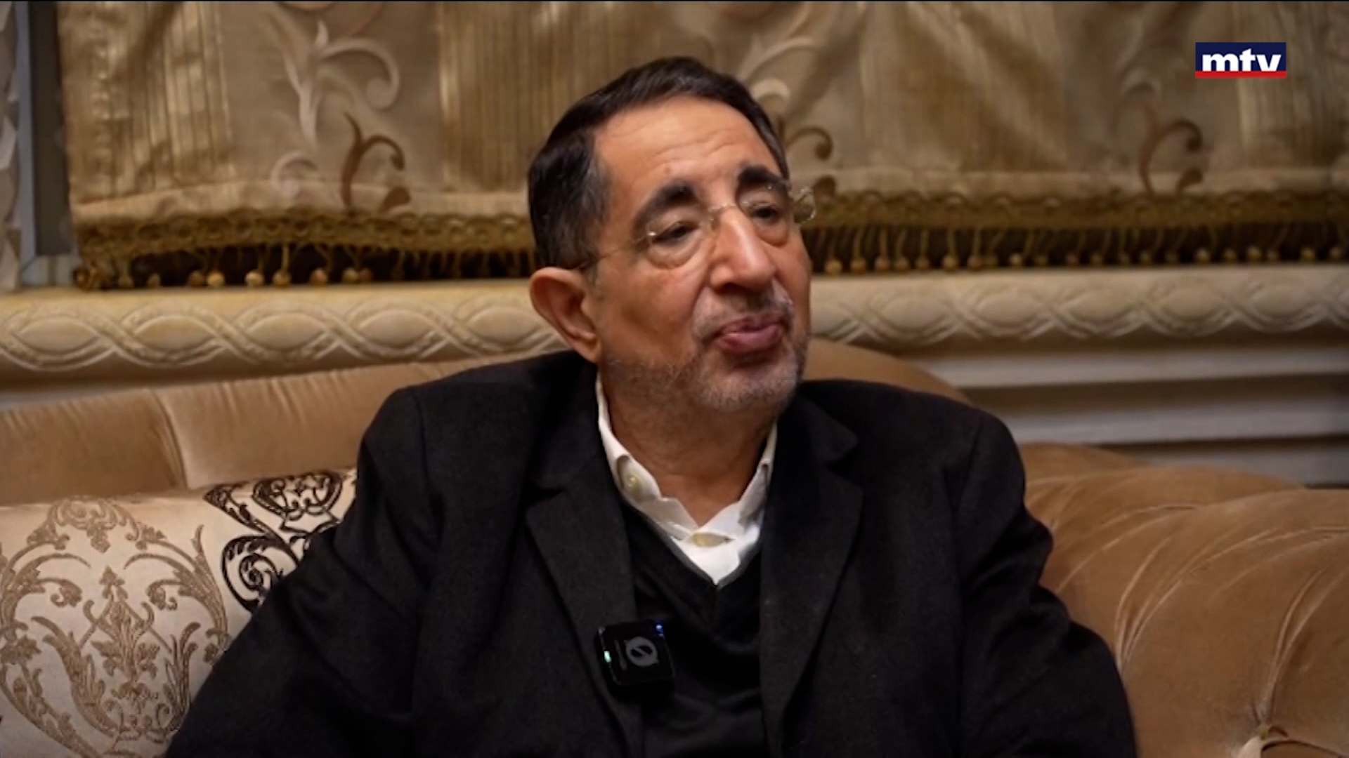 مواقف النائب حسين الحاج حسن