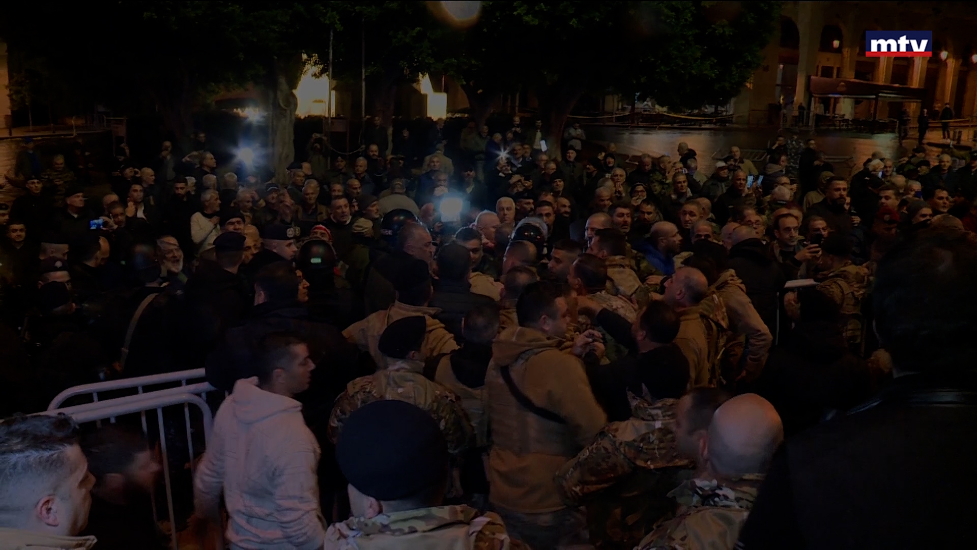 من جلسة الموازنة