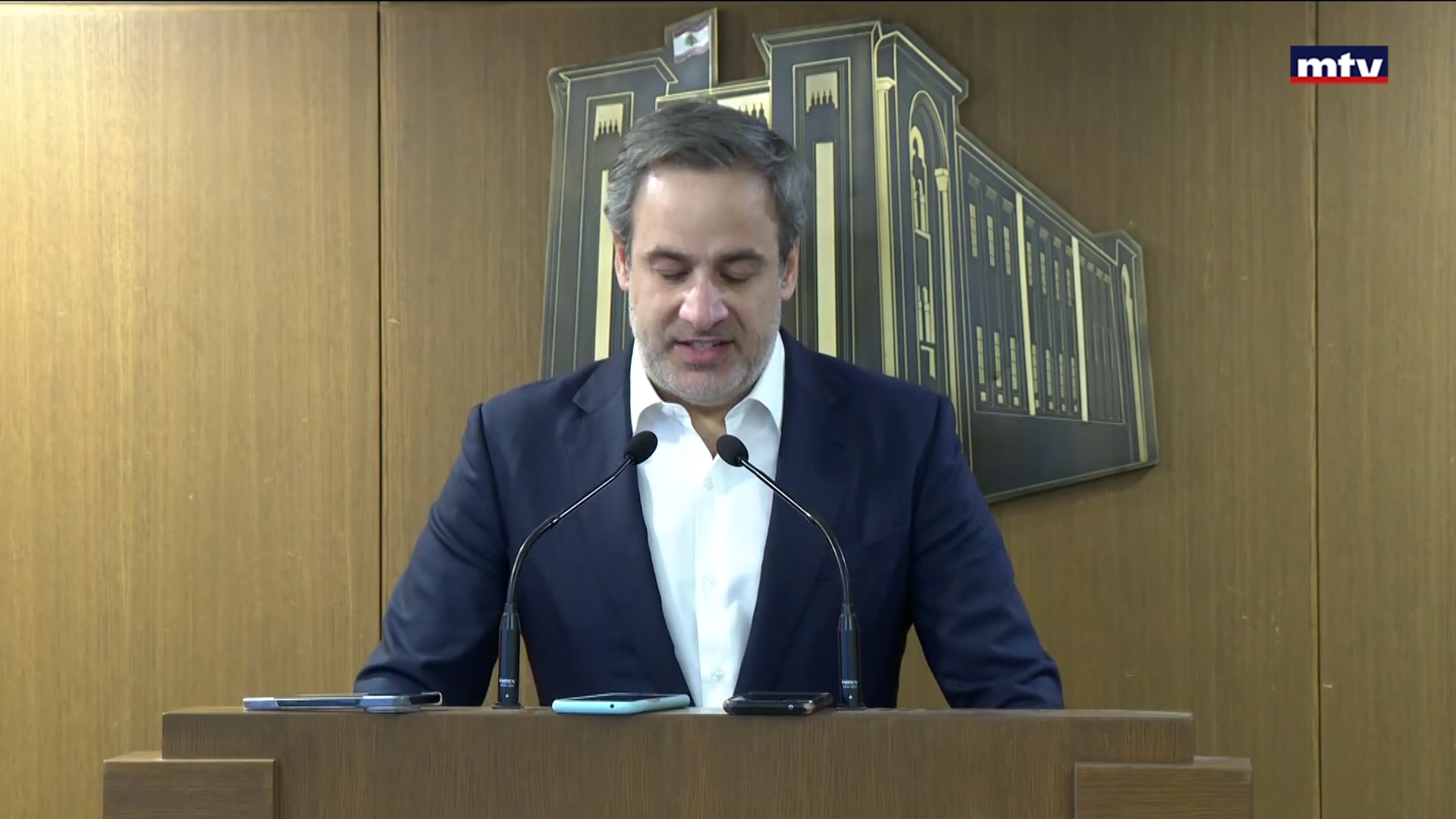 ميشال معوّض