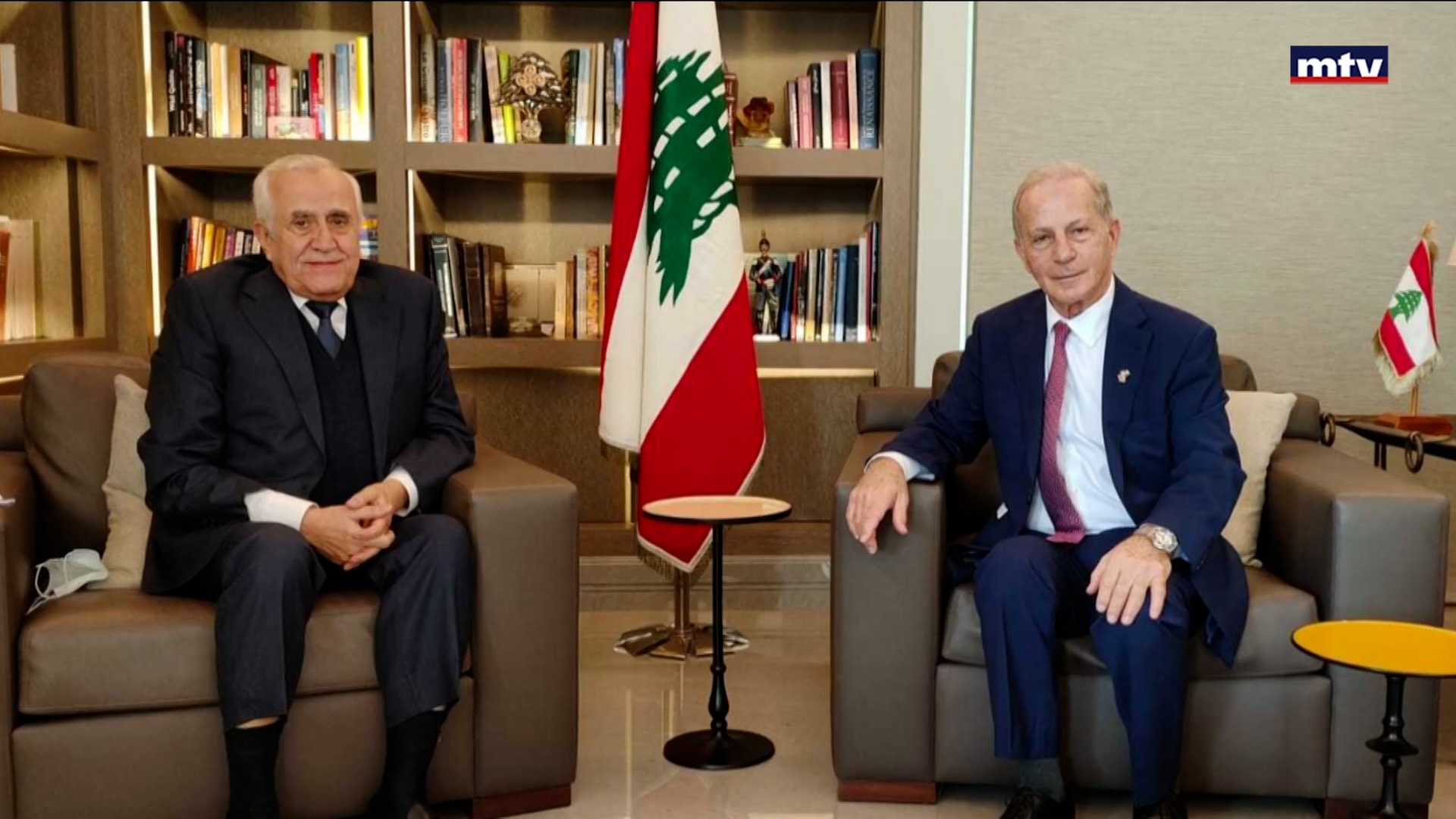 سليمان يستقبل السفير الأميركي