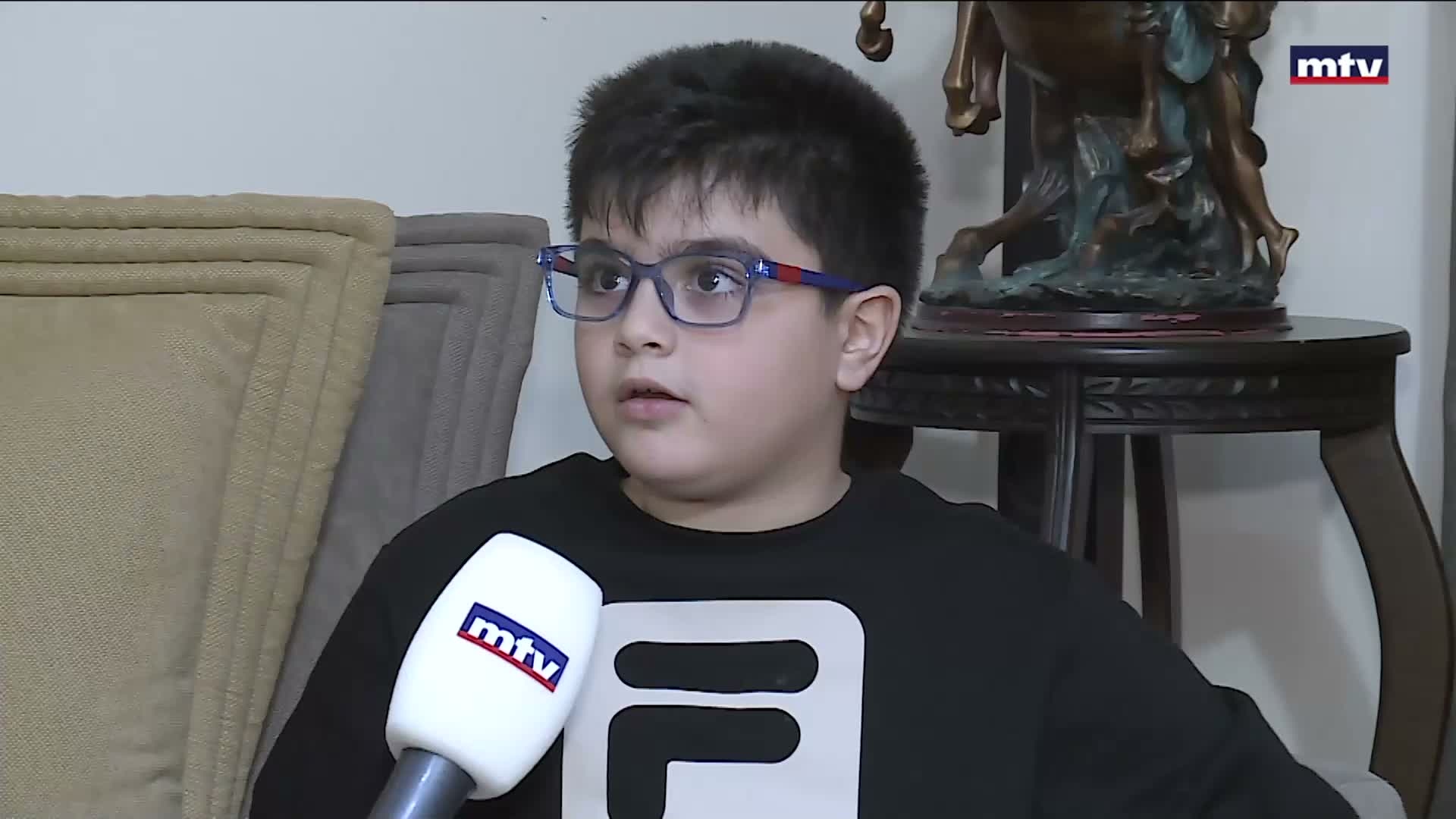 جاد وبسام طفلان بحاجة لأبرة تعيد نظريهما