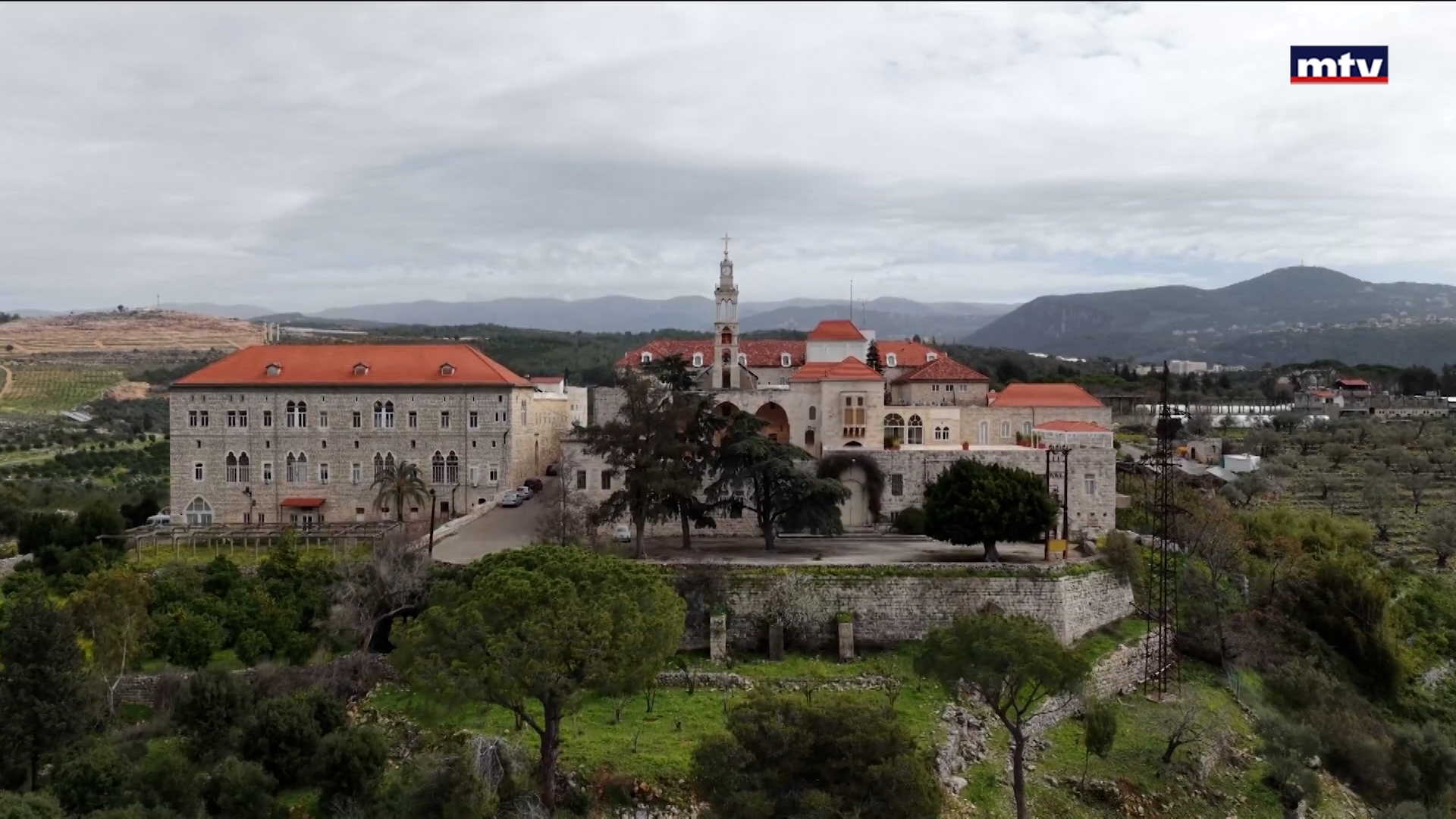 الاب بشارة أبو مراد طوباوي جديد