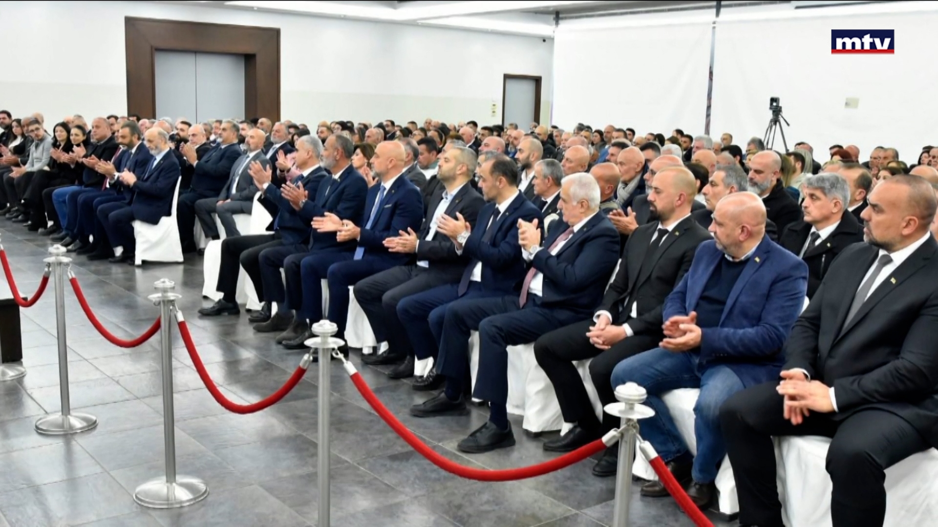 التطورات المحلية